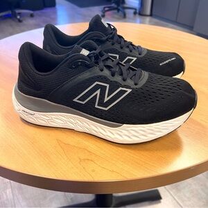 Women’s New Balance W1540v4 Fresh Foam Rollbar Black Shoes Made in USA Size 10.5
